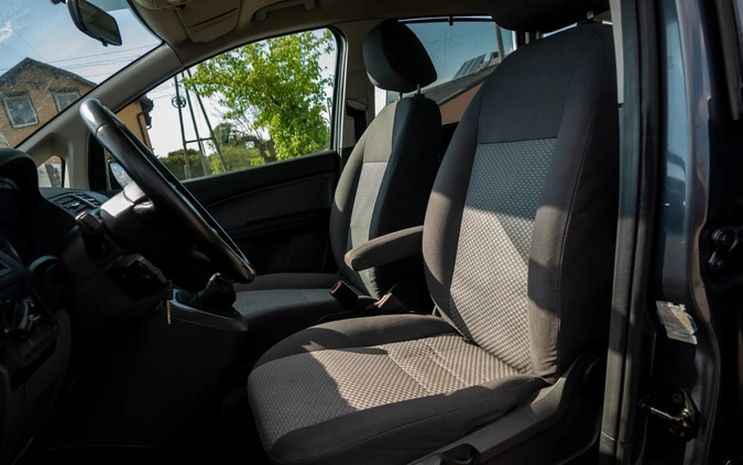 Ford Focus C-Max cena 8900 przebieg: 183419, rok produkcji 2005 z Rybnik małe 277